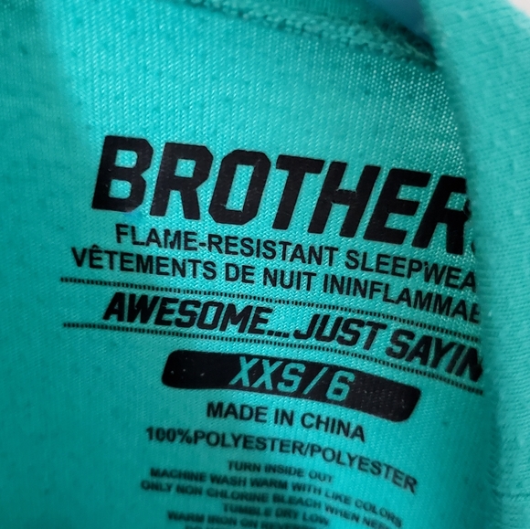 ✅ Boys Pajama top size XXS (6) - Picture 2 of 2